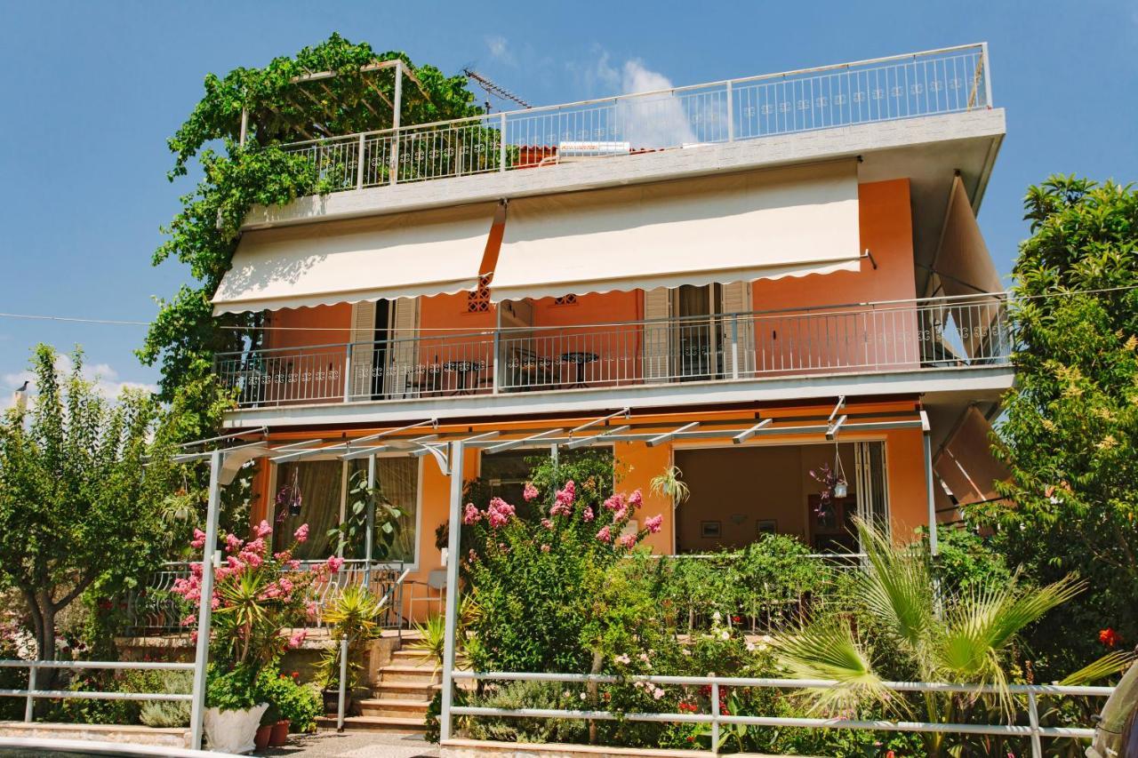 Hotel Loula Rooms And Apartments Kamena Vourla Exterior photo